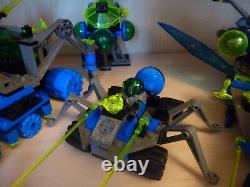 LEGO Vintage Space Insectoids Mega Fifteen Set Collection Nearly Complete