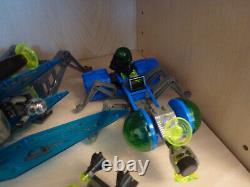 LEGO Vintage Space Insectoids Mega Fifteen Set Collection Nearly Complete