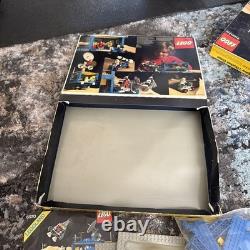 Lego 6970-Space Beta-1 Command Base Used 100% complete withinstructions/box