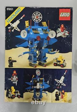 Lego Classic Space 6951 Robot Command Center COMPLETE WITH INSTRUCTIONS