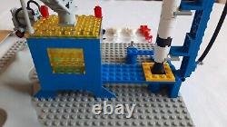 Lego Classic Space Set 920 Alpha-1 Rocket Base 100% complete