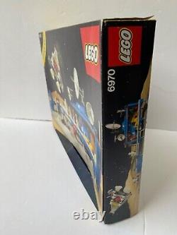 Lego Space 6970 Beta-1 Command Base 100% Complete with box and instructions