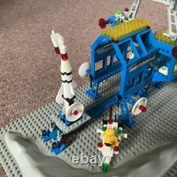 Lego Space 6971 Inter-Galactic Command Base 1984 Vintage COMPLETE instructions