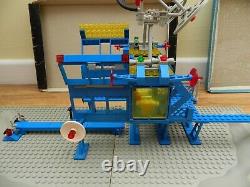 Lego Space 6971 Inter-Galactic Command Base -1984 Vintage set