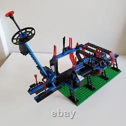 Lego Space Police Lock-up Isolation Base 6955 withBox 3 Mini-Figures INCOMPLETE