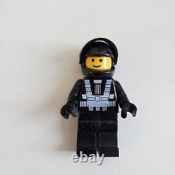 Lego Space Police Lock-up Isolation Base 6955 withBox 3 Mini-Figures INCOMPLETE