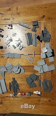 Lego Star Wars 10178 AT-AT, INCOMPLETE. Includes Minifigures and Box