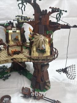 Lego Star Wars Collector Series Ewok Village 10236 With Manuals No Box 90%
