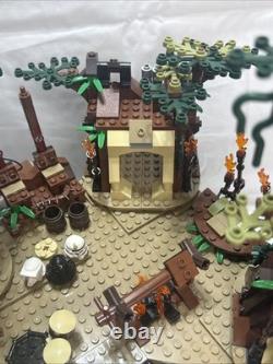 Lego Star Wars Collector Series Ewok Village 10236 With Manuals No Box 90%