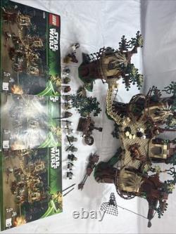 Lego Star Wars Collector Series Ewok Village 10236 With Manuals No Box 90%