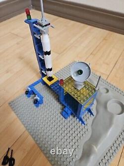 Lego Vintage Classic Space Set 483 Alpha-1 Rocket Base 99% Complete