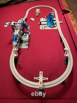 Lego Vintage Space 6990 Futuron Monorail Transport System 100% Complete W Box