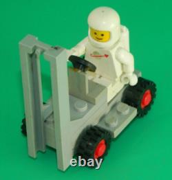 Lego Vintage Space 924 Space Cruiser complete instructions mini figures rare 2