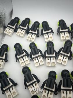 Lego Vintage Space Lot Of 45 Space Minifigures Rare