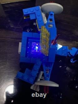 Lego Vintage Space Set 6928 With Minifigures and Manual In Near Mint Condition