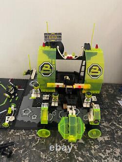 Lego Vintage space Blacktron 6988 Alpha Centauri Outpost working