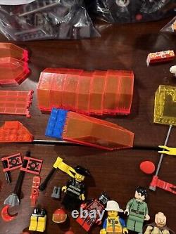 Lego Vintage translucent Space Parts + 20 Mini Figures Vintage +. 12+ Pounds