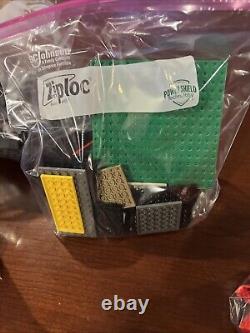 Lego Vintage translucent Space Parts + 20 Mini Figures Vintage +. 12+ Pounds