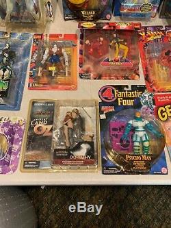 Lot Of 20 Vintage Action Figures Fantastic Four Spawn Lost In Space Germs