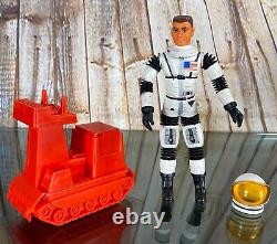 MAJOR MATT MASON Figure Man in Space with Cat Trac & Helmet 1966 Mattel Vintage