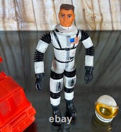 MAJOR MATT MASON Figure Man in Space with Cat Trac & Helmet 1966 Mattel Vintage