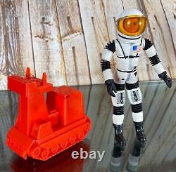 MAJOR MATT MASON Figure Man in Space with Cat Trac & Helmet 1966 Mattel Vintage