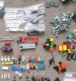 MASSIVE Lot 17 LB 90s LEGO MiniFigures /Space/Town/City/Ninja Vintage UFO