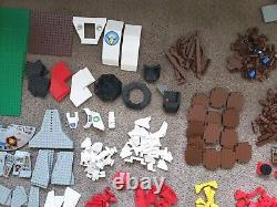 MASSIVE Lot 17 LB 90s LEGO MiniFigures /Space/Town/City/Ninja Vintage UFO