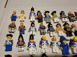 MASSIVE vintage Lego Lot! Castle, Space, Pirate And More! 90 Minifigs