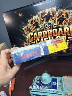 ME 091 VINTAGE SPACE TANK SPACE TOY TIN LITHO IN ORIGINAL BOX 1960s WORKING
