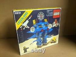 MISB Sealed New Lego Vintage 1984 Classic Space Robot Command Center 6951 NIB