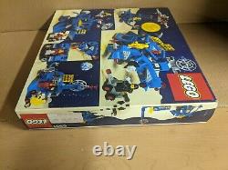 MISB Sealed New Lego Vintage 1984 Classic Space Robot Command Center 6951 NIB