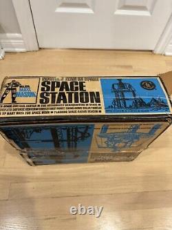 Major Matt Mason / Space Station 1966 Mattel Man In Space with Box / Vintage Toy