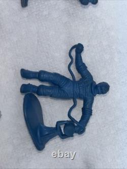 Marx Tom Corbett Blue Rubber Astronauts 1950s Vtg Space Playset Figures 16 Nice