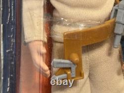 Mattel Space 1999 Commander Koenig Action Figure Vintage 1975. NOC