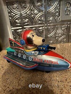 Modern Toys Snoopy SPACE PATROL 1960 Robot Tin Toy! Vintage MASUDAYA, RARE