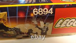 New Vintage Sealed in Box Lego Blacktron Invader 6894 Legoland Space System