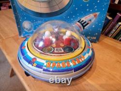 Nice Vintage Aa Battery Operated Space Ship X-52 Flying Saucer In Box