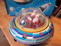 Nice Vintage Aa Battery Operated Space Ship X-52 Flying Saucer In Box