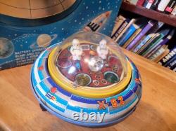 Nice Vintage Aa Battery Operated Space Ship X-52 Flying Saucer In Box