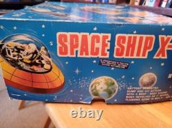 Nice Vintage Aa Battery Operated Space Ship X-52 Flying Saucer In Box