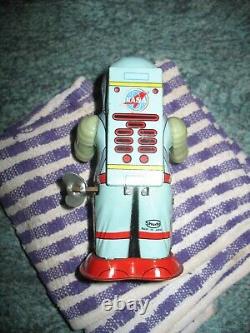 Nice Vintage Spaceman Tin Toy Shudo Wind Up Tinplate Apollo Nasa Astronaut Robot