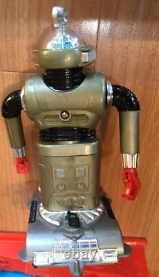 Old Vtg 1968 Zeroid Zerak Zintar Of The Mighty Ideal Toy Space Robot Lot Of 2