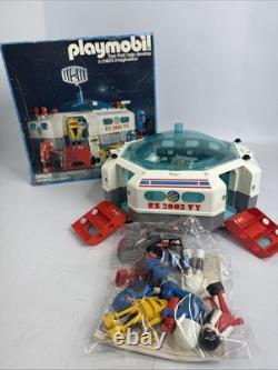 Playmobil Space Series Space Station Vintage Space Station Astronaut 9733