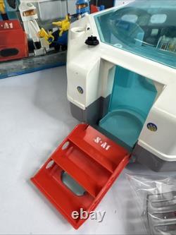 Playmobil Space Series Space Station Vintage Space Station Astronaut 9733
