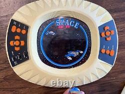 RARE Space Cruiser Space Ship Battle Electronic Game With Manual Model TF2 VTG