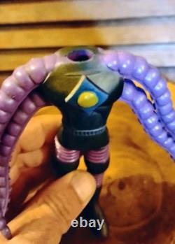 RARE VINTAGE 1968 ASTRO-NAUTILUSTHE MAN FROM NEPTUNE Colorforms Outer Space Men