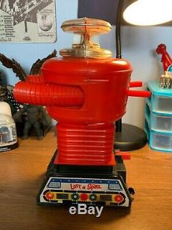REMCO Vintage Lost In Space B9 Robot 1966 RED Variant (Not Working)
