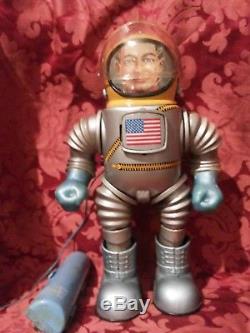 Rare 1967 Vintage Japan Tin Louis Marx Toys Space Astronaut Monn Scout Robot