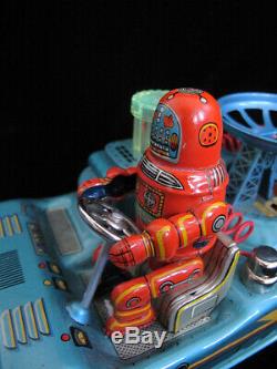 Rare Vintage 50's First Version Robby Robot Space Car made by Yonezawa